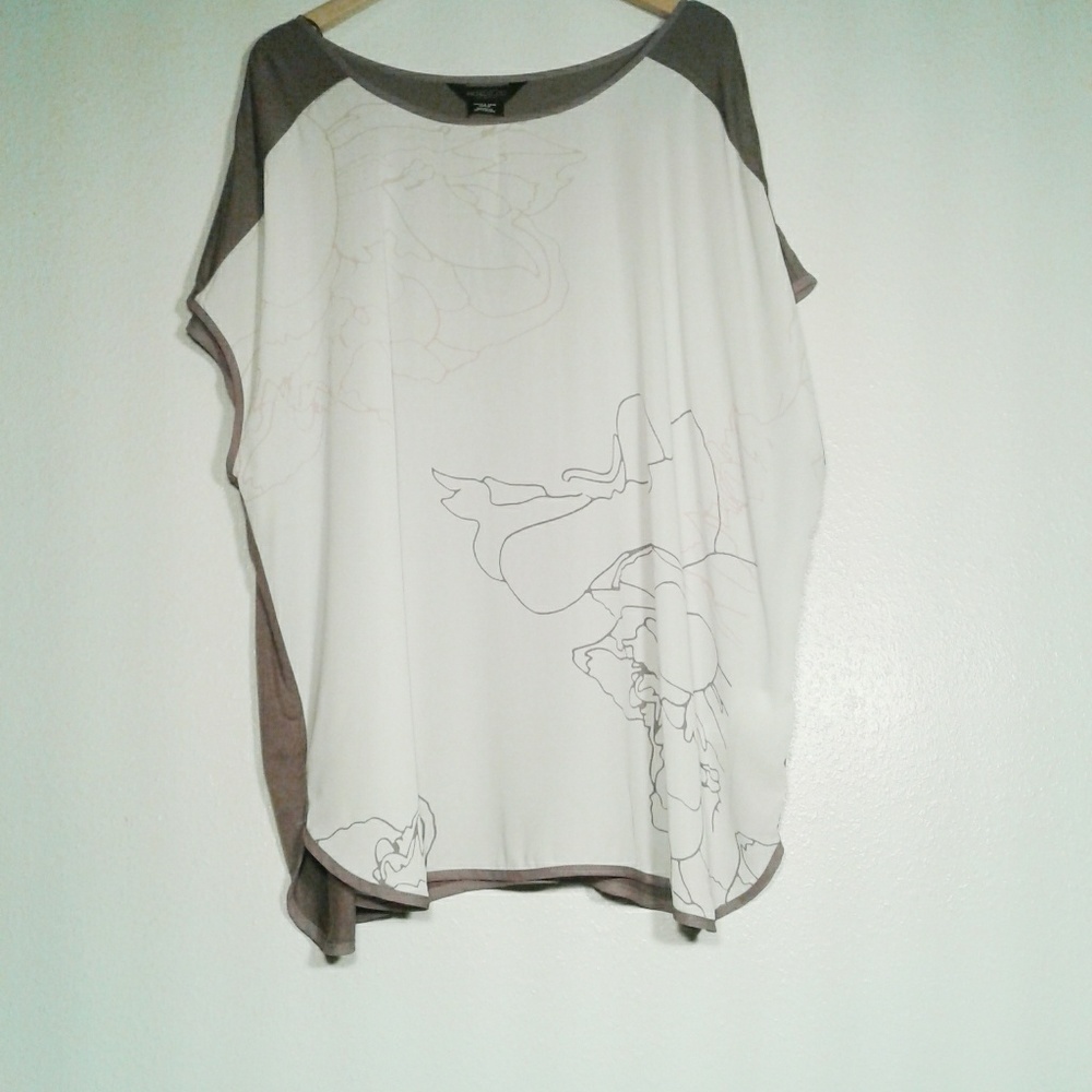 Michel  Studios• Blouse• 4x•Nwt